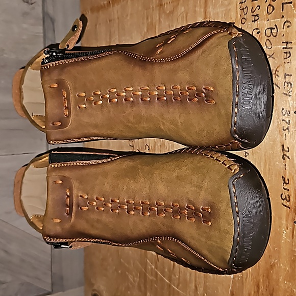 Size9 ankle bootie NWOB - Picture 3 of 5